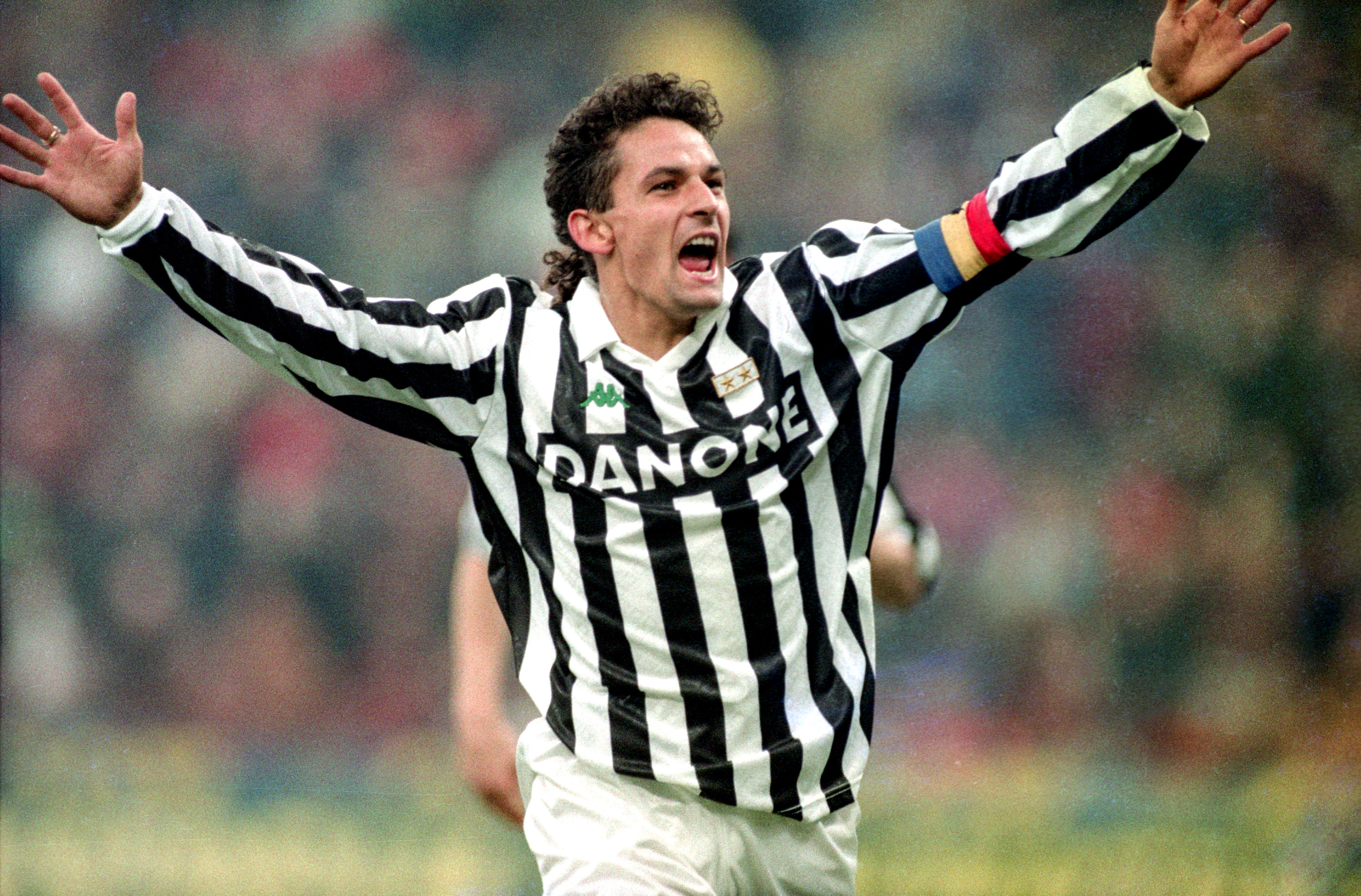 Roberto Baggio scoring for Juventus in 1993.
