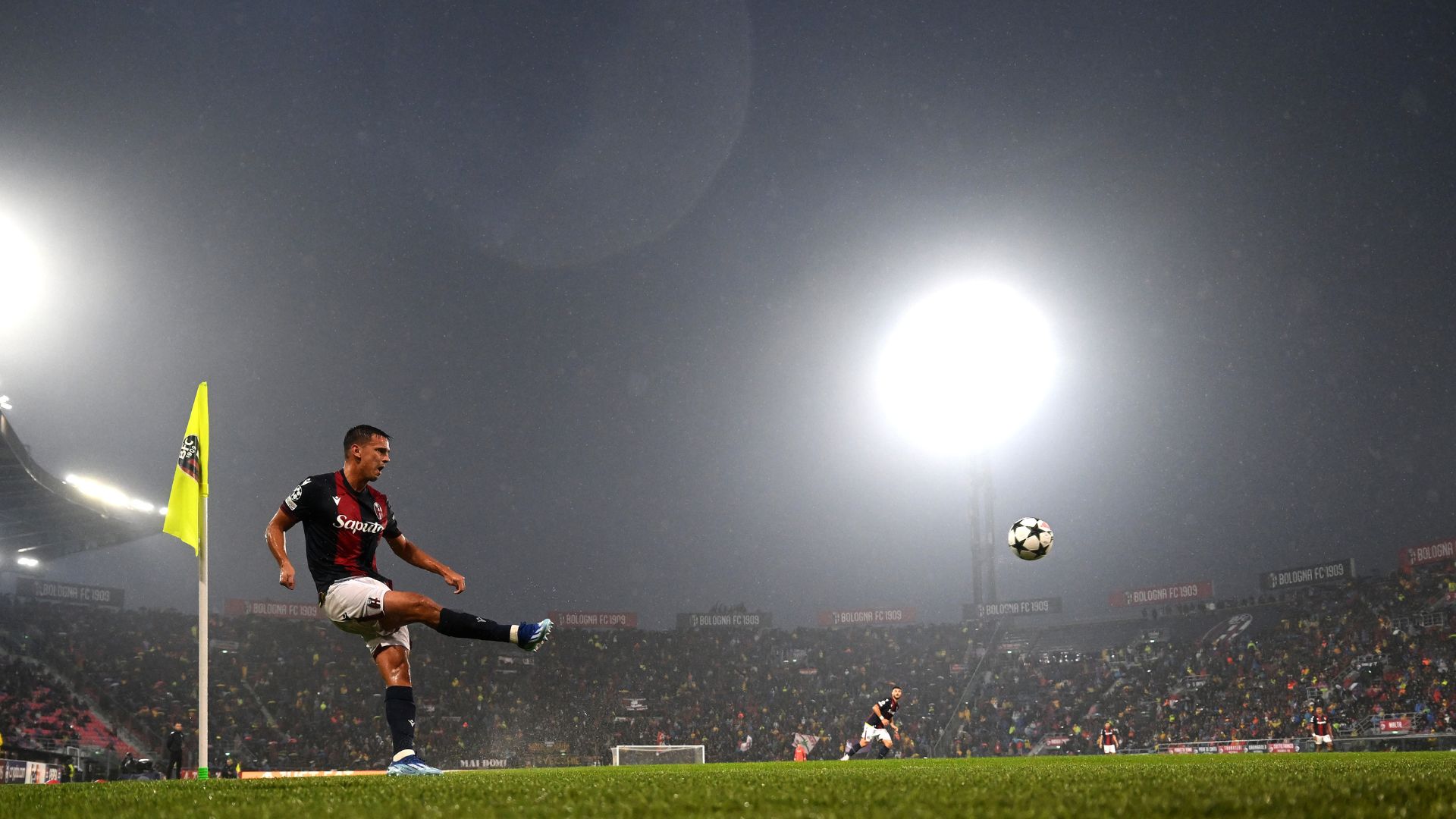 BOLOGNA, ITALY - SEPTEMBER 18: Nikola Moro of Bologna takes a corner kick during the UEFA Champions League 2024/25 League Phase MD1 match between Bologna FC 1909 and FC Shakhtar Donetsk at Stadio Renato Dall'Ara on September 18, 2024 in Bologna, Italy. (Photo by Tullio Puglia - UEFA/UEFA via Getty Images)