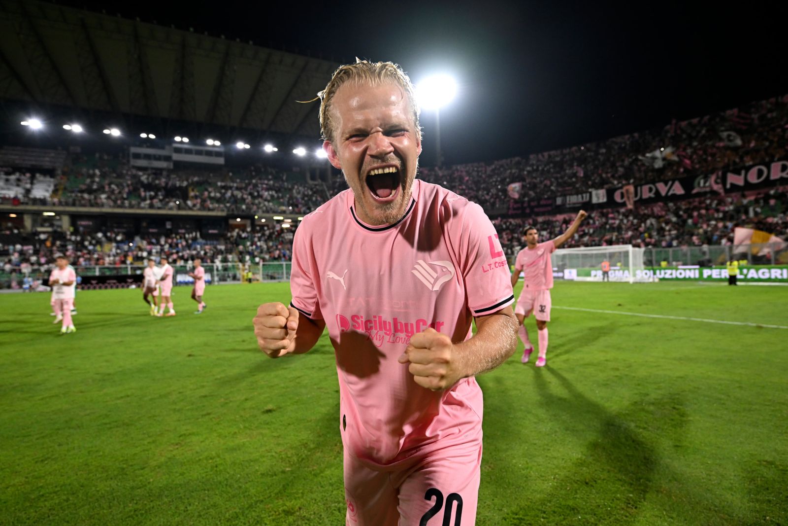 Joel Pohjanpalo on Crazy Palermo Drivers, Nicknames and Winding Up His Pal