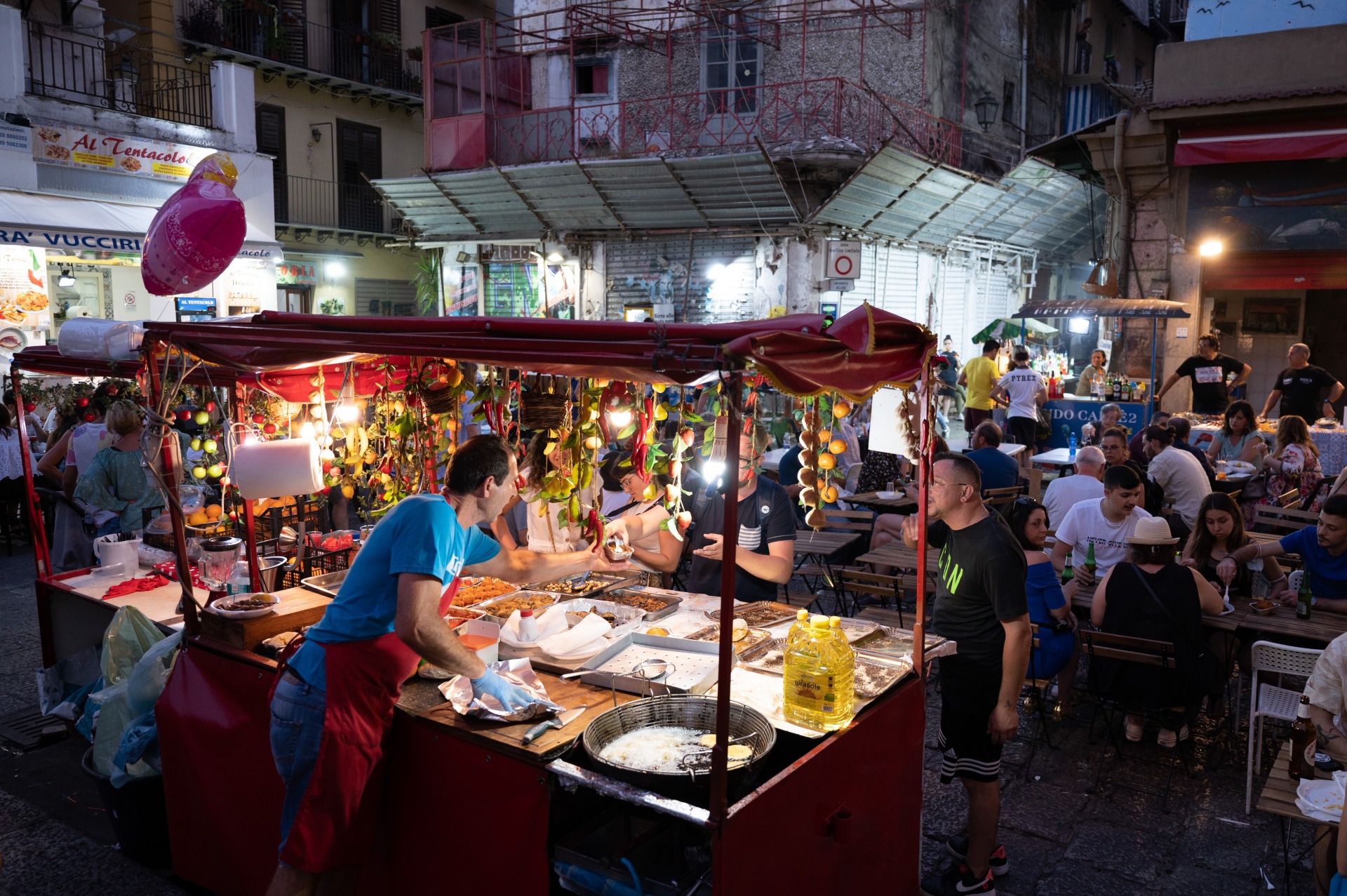 Two Neighbourhoods Central to a Fantastic Stay in Palermo