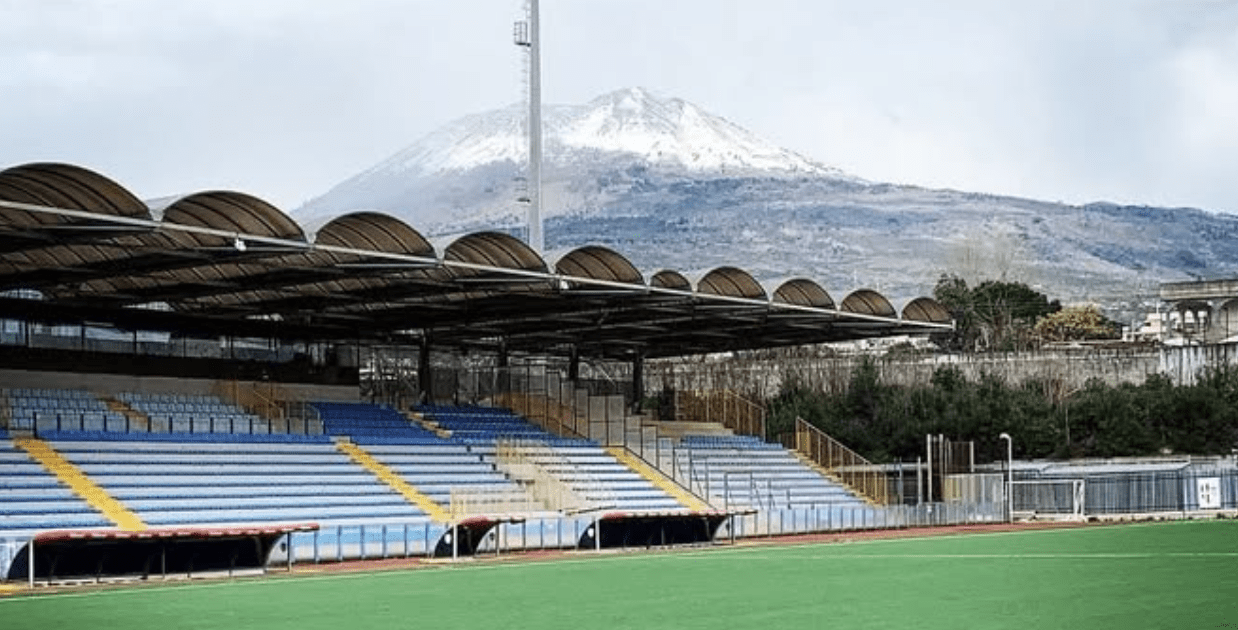 Savoia Playbook: Football, Royalty and the Gulf of Naples