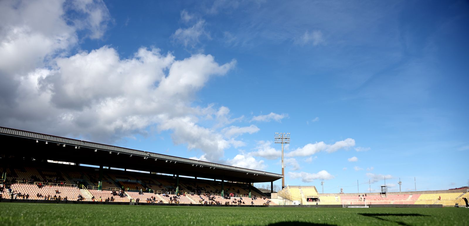 How to Buy Tickets to Watch Catanzaro at the Stadio Nicola Ceravolo
